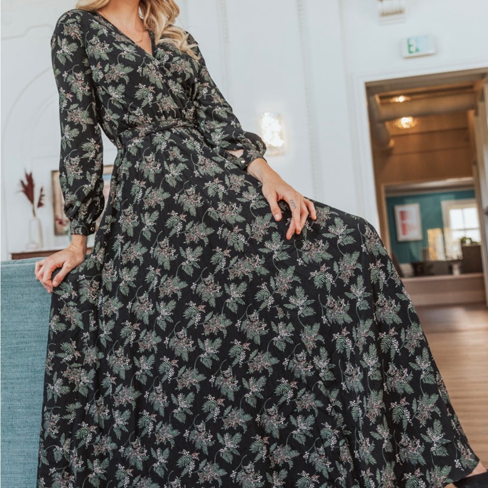 Holly Berry Maxi Dress from ivycity